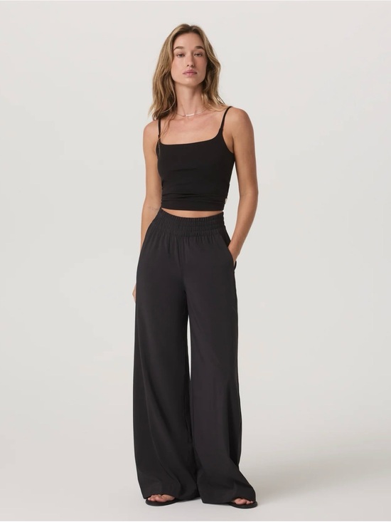 Vuori Pants - Vuori Villa Wideleg Pant Black NWT Women’s Size XL VW4047 Wide Leg $128 Silky